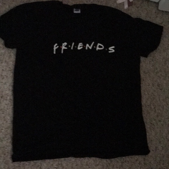 A (FRIENDS) shirt - Picture 1 of 2